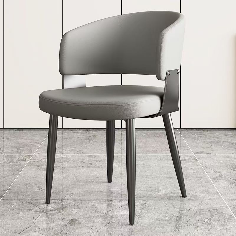 Silla italiana simple y moderna para el hogar, hotel de estilo nórdico, silla de comedor de lujo ligero, silla trasera, restaurante creativo, taburete de café