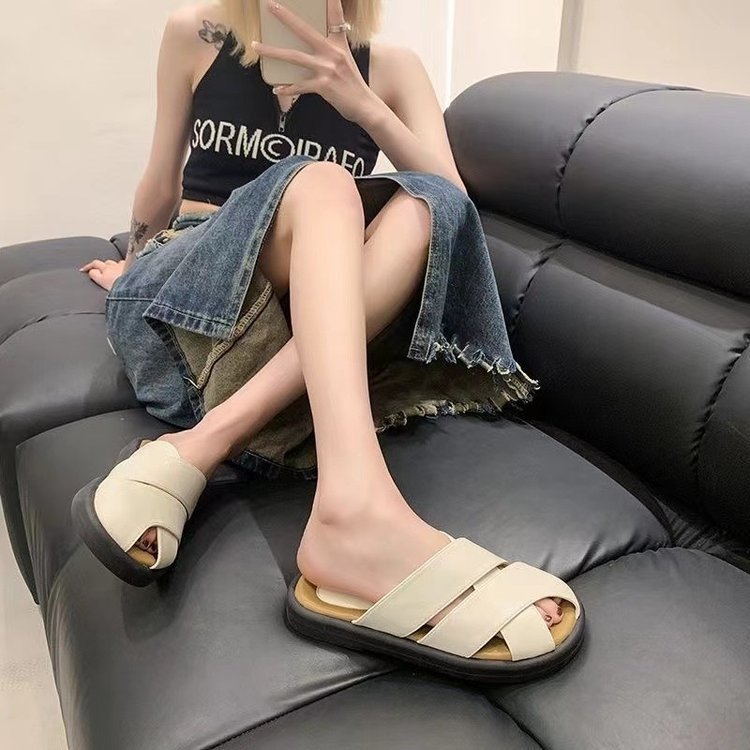 Summer woven women's slippers