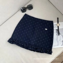 �{ɫ���cӡ��ľ������ȹŮ���ļ��r�и���ƴ�Ӱ���A�ַ��߹�ȹ��