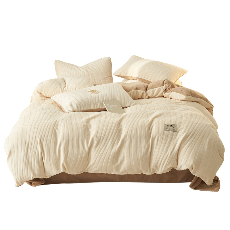 Invierno de alta calidad cama de lana de leche de cuatro piezas cubierta de edredón de lana de doble cara sábanas de lana de coral franela gruesa