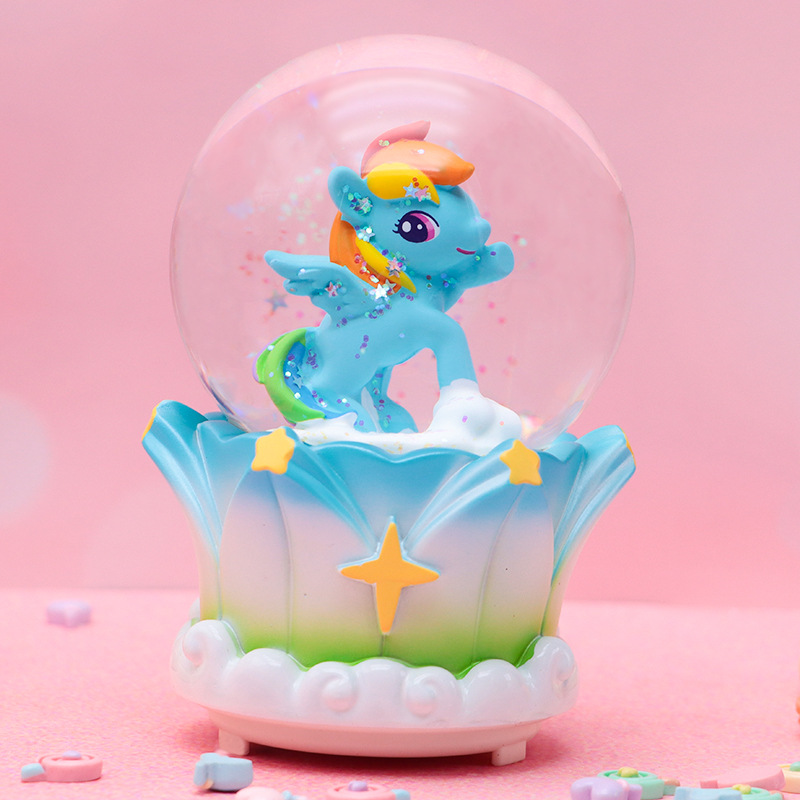 Romántico secreto bosque bola de cristal luminosa caja de música caballo blanco creativo decoración de escritorio de niña regalo de estudiante al por mayor