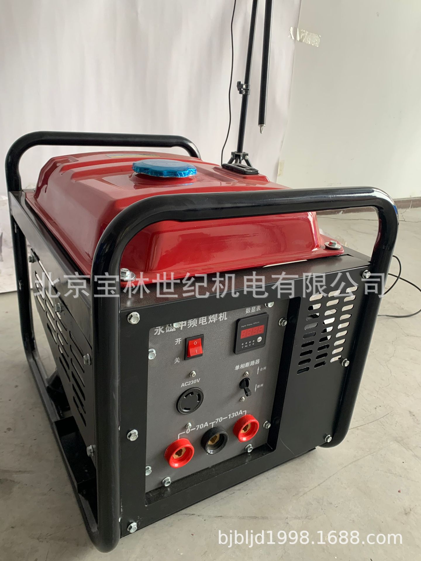 AXQ-130A���մ���ͷ���纸��  AXQ-130A���ڲ��ͷ���纸һ���