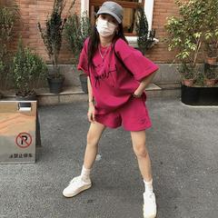 ネット赤アメリカレジャースーツ女2024夏insファッション韓国版学生半袖パンツ運動2セット