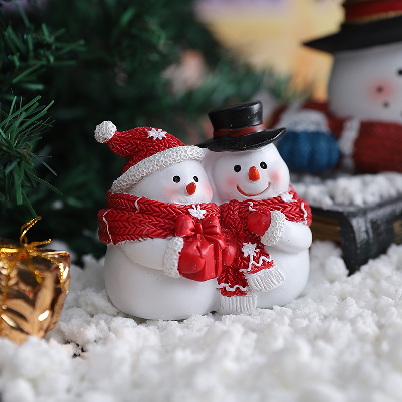 Christmas Snowman Resin Decoration Cartoon Snowman Doll Blind Box Christmas Window Decoration Micro Landscape Snowman Decoration