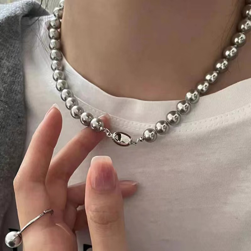 Elegant Simple Style Round Artificial Pearl Alloy Beaded Plating Women's Necklace display picture 2