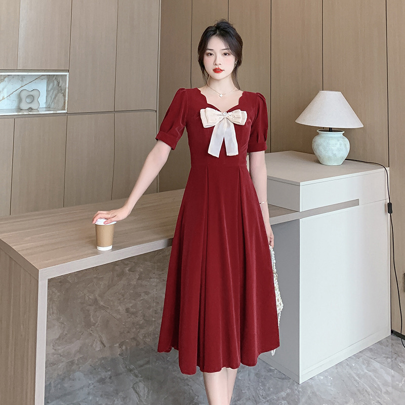 Real Shot Spot Wine Red Toasting Dress Bride's New Engagement Dress Small French Wedding Dress