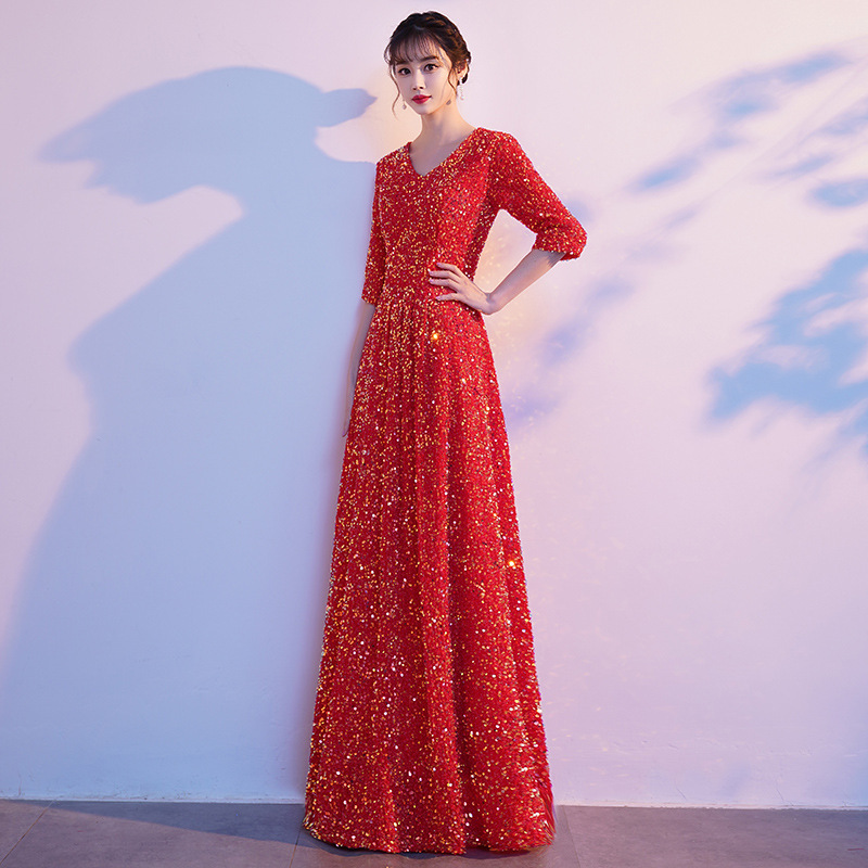 Gran coro, vestido de mujer, vestido largo, interpretación de piano, traje de director, canción roja, lentejuelas, vestido de noche de graduación image 8