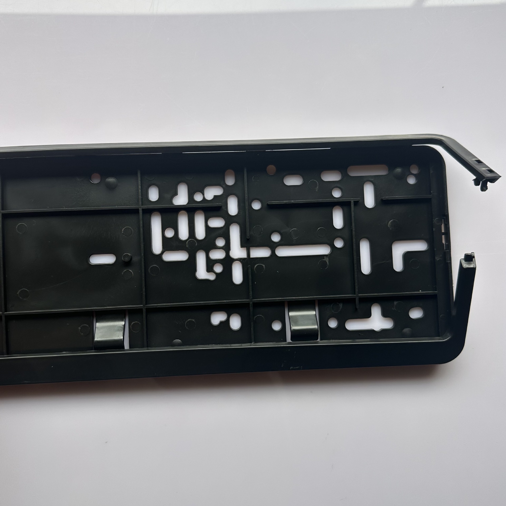 Cross-Border Exclusive Hot-Selling Middle Eastern License Plate Holder European License Plate Holder European License Plate Frame Pp Plastic License Plate Frame Manufacturer