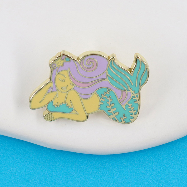 Creative cartoon brooch
