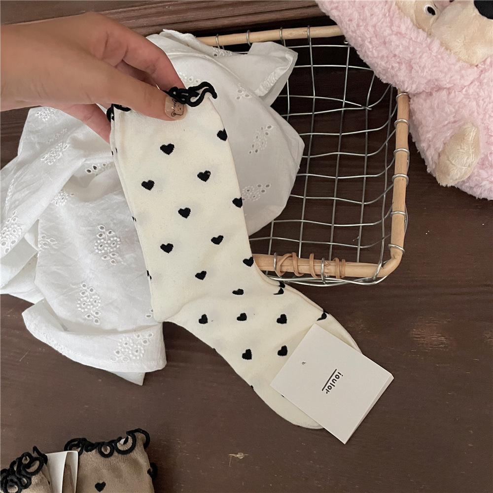 Women's Japanese Style Heart Shape Cotton Crew Socks A Pair display picture 14