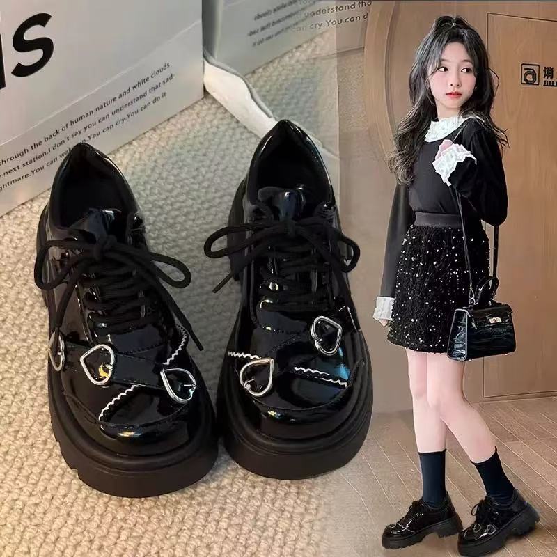 Zapatos de muffins retro dulces y frescos, primavera y otoño 2026, nuevos zapatos de cuero de cordón negro puro, zapatos de cuero para niños grandes, zapatos de un solo tipo negro