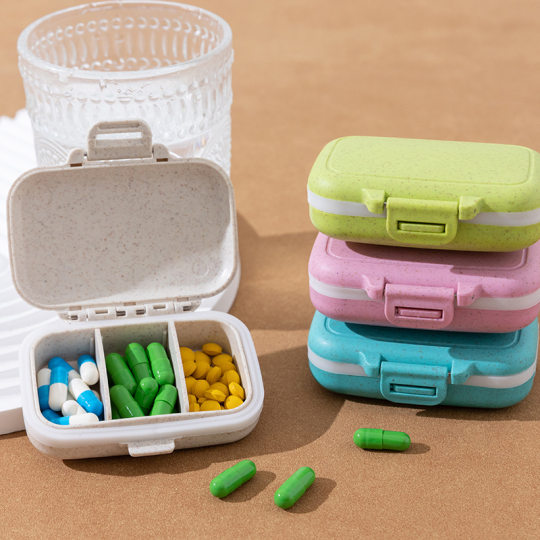 Wheat Straw Small Medicine Box Three-compartment Mini Portable Medicine Storage Box for Business Travel Sealed Moisture-proof Pill Box