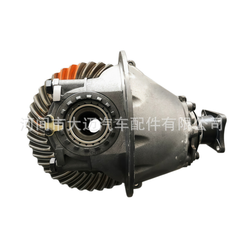 Dongfeng Eq153 Reducer 2402N-010 with Various Speed Ratios Is Suitable for Dongfeng Eq153 Series Medium-Duty Trucks