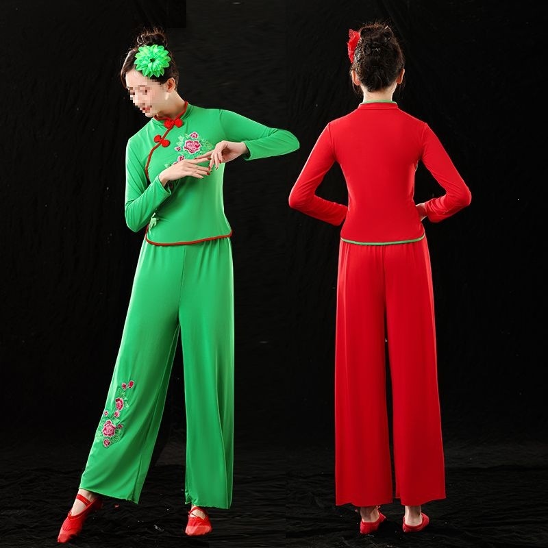 秧歌服演出服女新款中国风中老年打鼓服古典扇子女团体广场舞套装