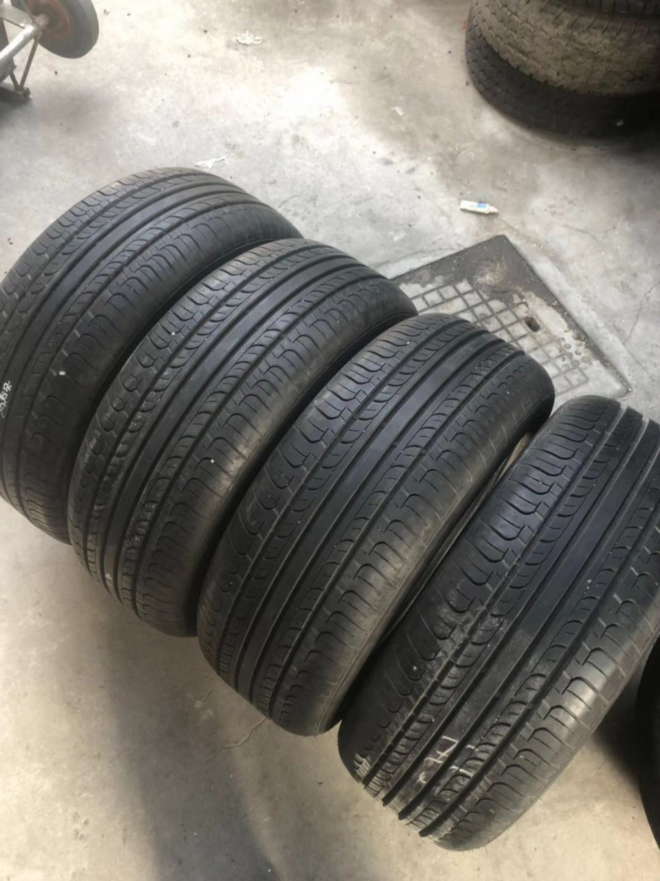 二手轮胎批发  青浦吴先生