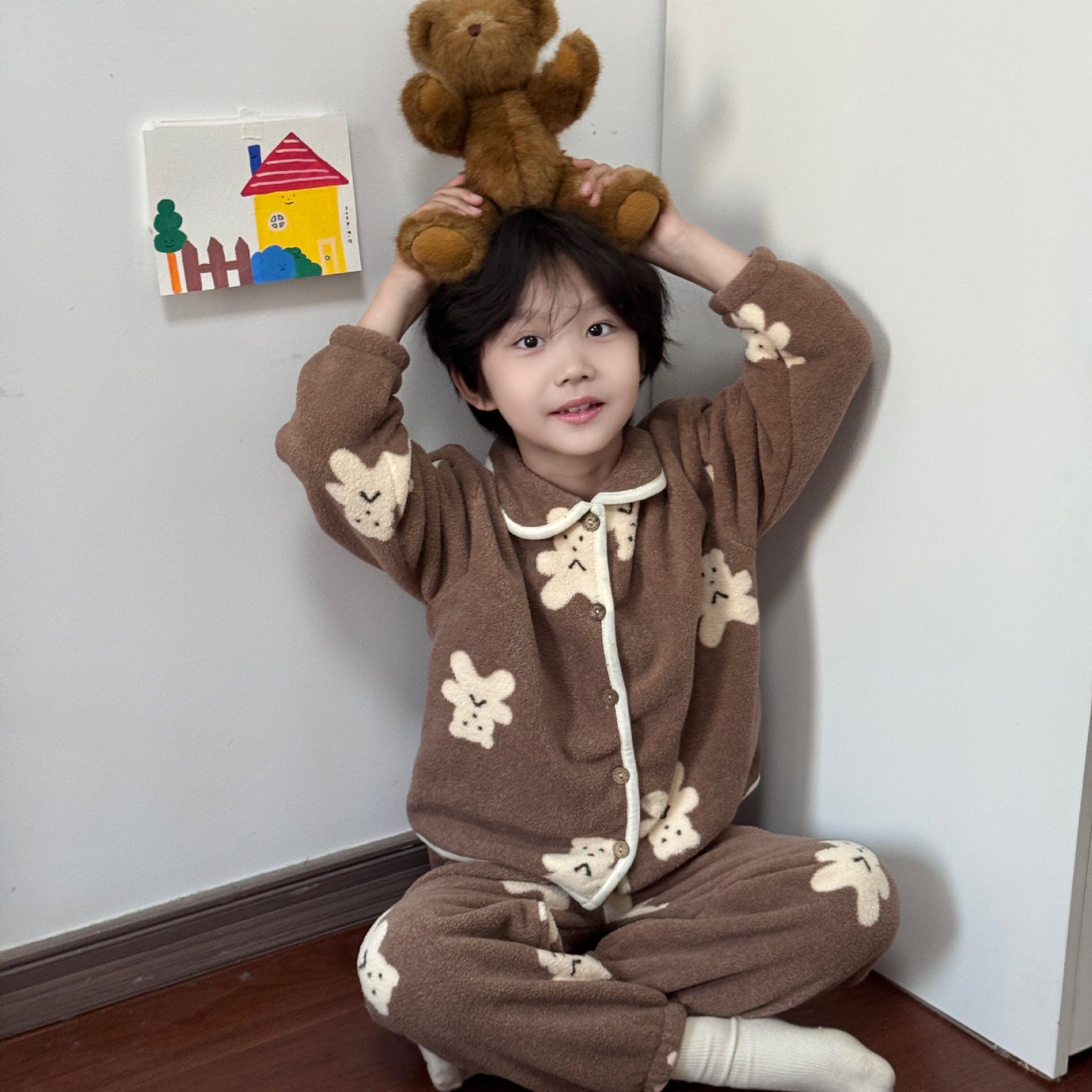 Pijamas para niños engrosados ropa de hogar Cardigan juego de niños y niñas otoño invierno pelusa con collar de peluche caliente dos conjuntos