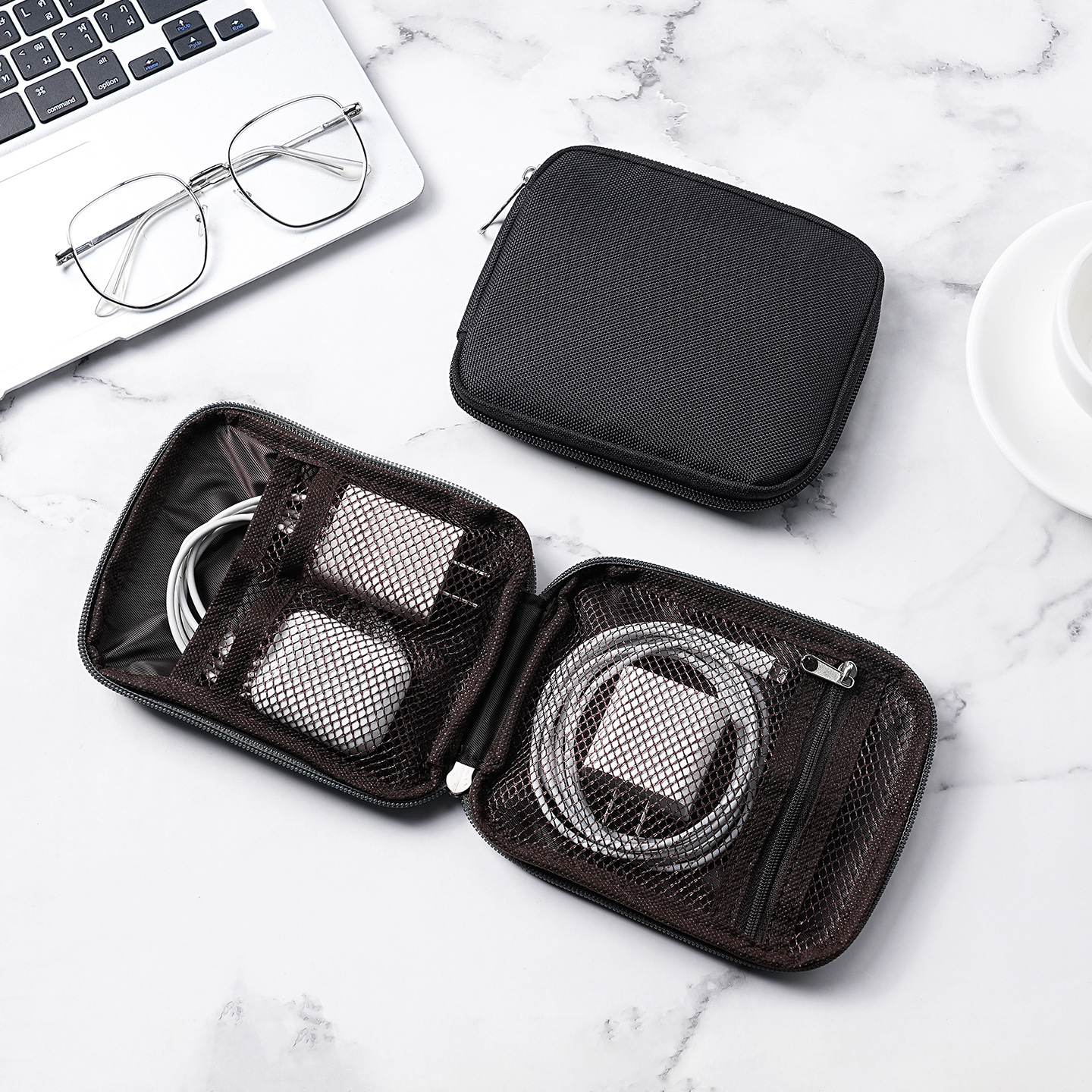 Paquete de almacenamiento de auriculares Caja de almacenamiento de cable de datos Cargador de cubierta de disco duro portátil multifuncional de disco USB