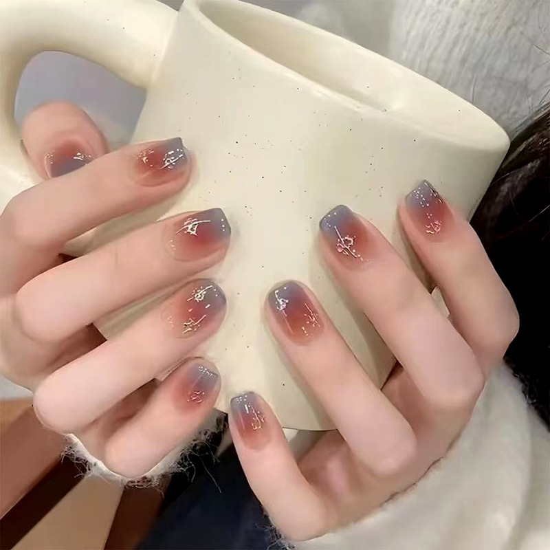 Gradient haze blue red brown blush irregular graphics retro white detachable wearable nail 24 pieces