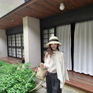 AHY 粉脂凝香莱赛尔醋纤斜角一字飘带领温婉气质长袖衬衫新品
