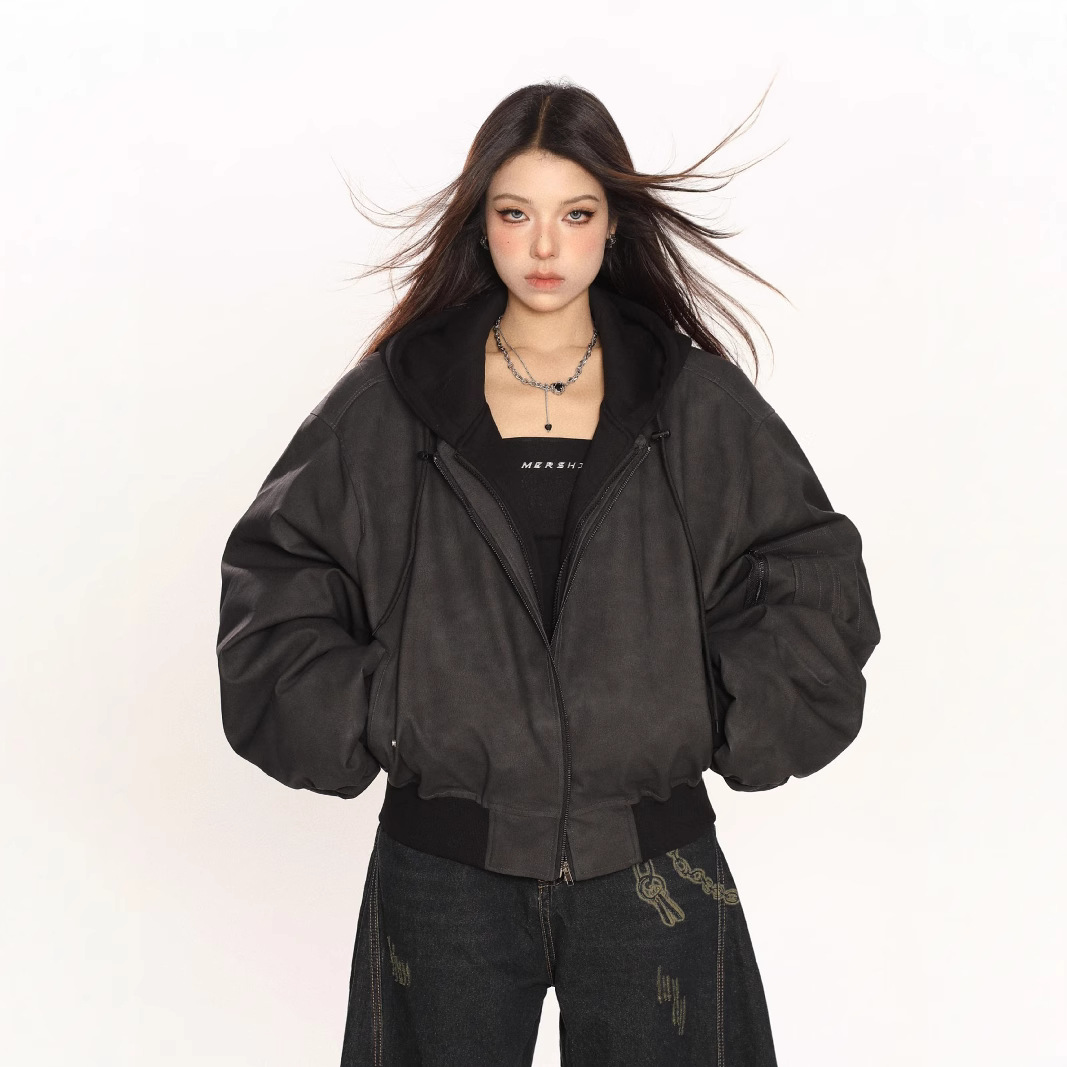 Factory Direct Supply Spring American Retro Fake Two-Piece Pu Short Bomber Jacket for Men, Stylish and High-End Coat