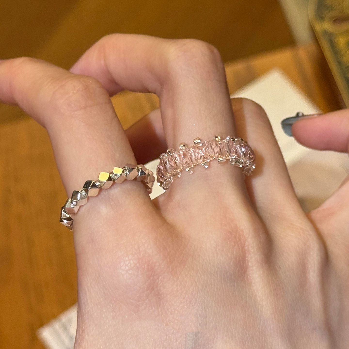 Sweet style pink ring for women, fashionable, light luxury, niche design, exquisite, unique, beautiful index finger open ring