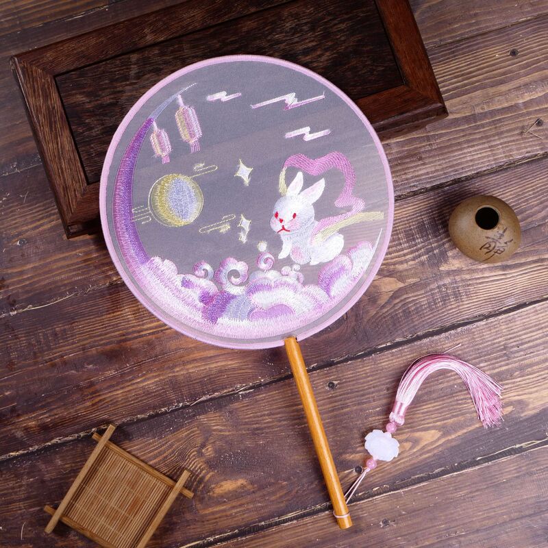 工場卸売クリアランス ダンス用蘇州刺繍両面刺繍扇子 古風漢服扇子 屋台・観光名所で人気の扇子|undefined