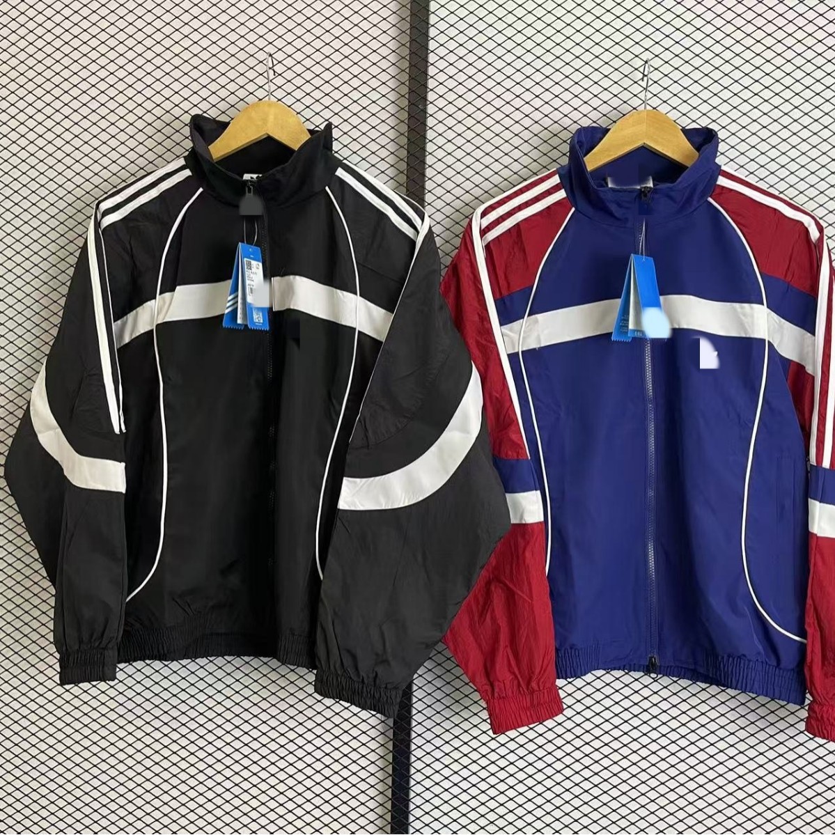 Spring and autumn color-blocked college-style jacket for men, stand-up collar coat, windbreaker with embroidered logo, simple and breathable 3797
