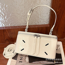 2025新品百搭盒子包设计感手提单肩包包女化妆包精致小包相机包包