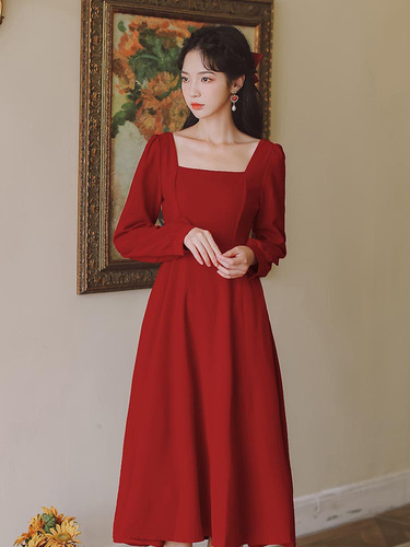 Spring Dress with Square Neck for Women, Fashionable English Style, Knee-Length Medium-Length A-Line Skirt Dress, Wearable Daily