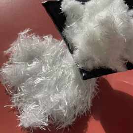 厂家批发碱玻璃纤维 6mm混凝土塑料增强纤维 抗裂无碱玻璃纤维