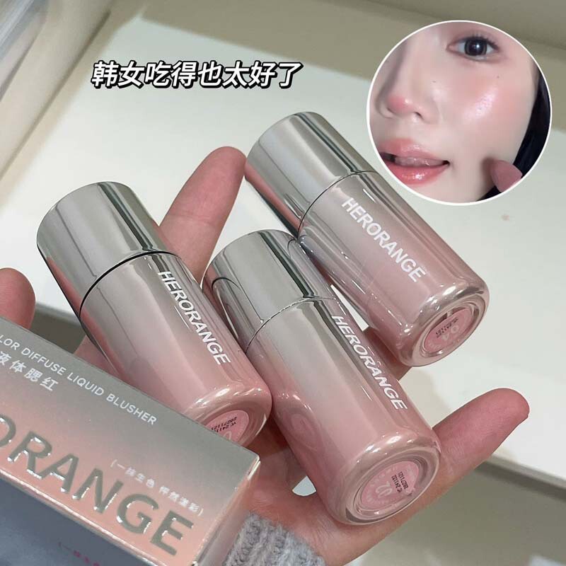 HERORANGE ~ 頬の色が液体のチークに充満しています。|undefined