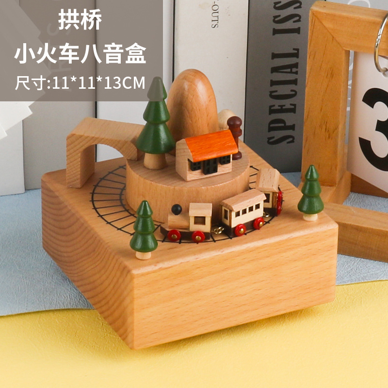 Caja de música de madera de haya de Douyin, decoración giratoria, caja de música de cerdo volador de manivela, regalo de cumpleaños, juguete de madera para niños