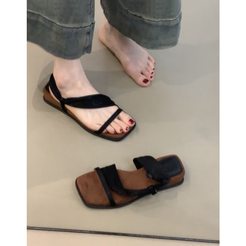 검은색