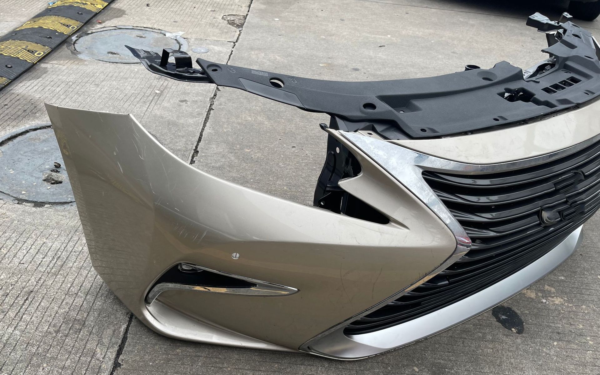 Suitable for Lexus Es250 Xv60 Front Grille, Front Bumper, Front Nose Assembly