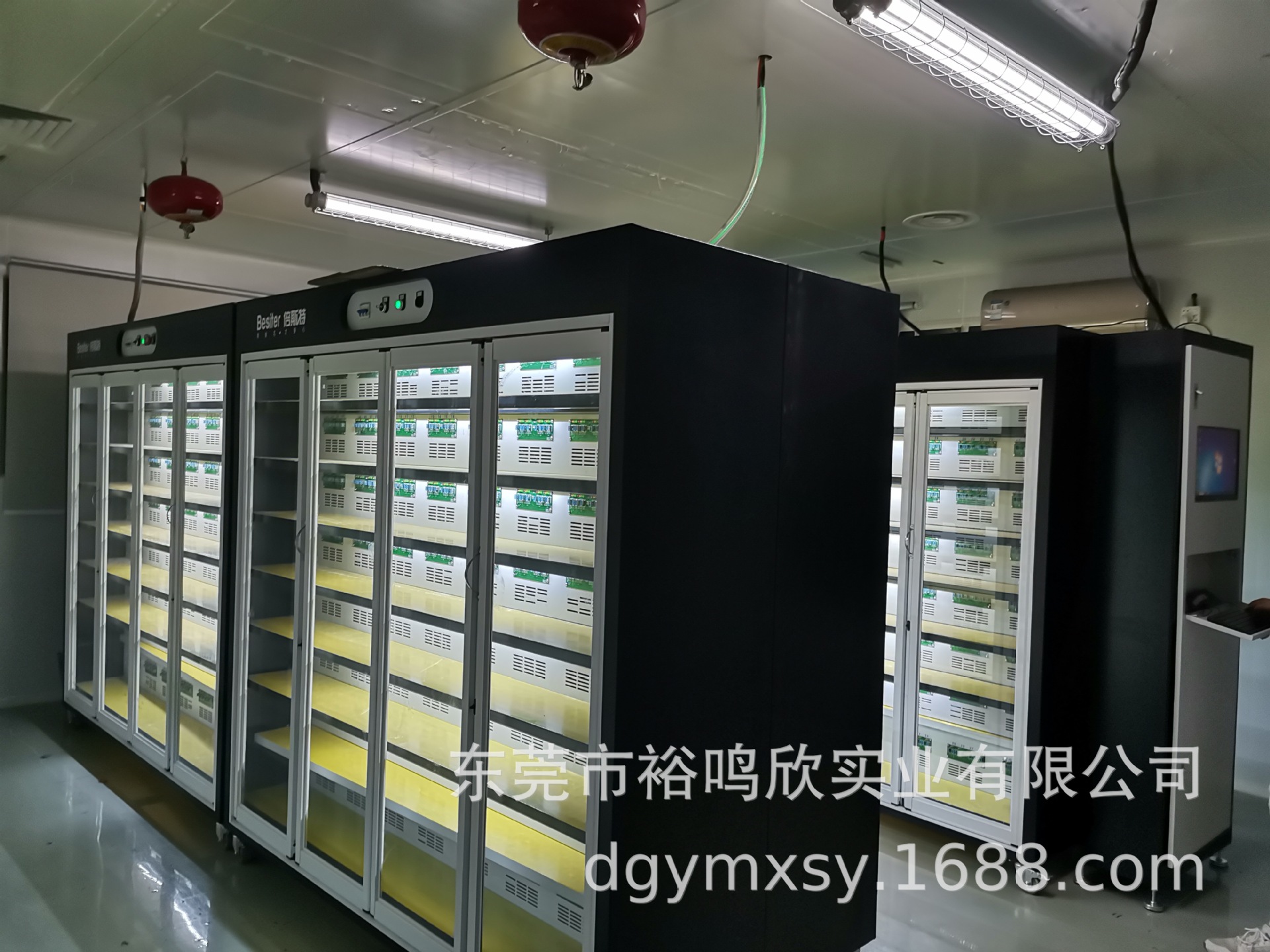 快充快放移动电源老化架