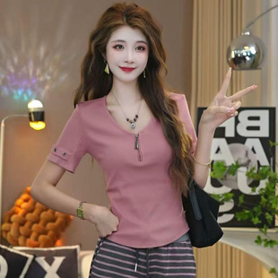 ��ɫ�I������ݼy�޶�����Ů�ļ��¿�r����������@������