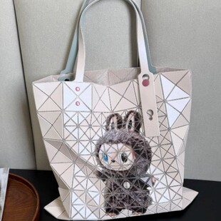 20256���������׺������μ����������Ů�����������e�ٴ�