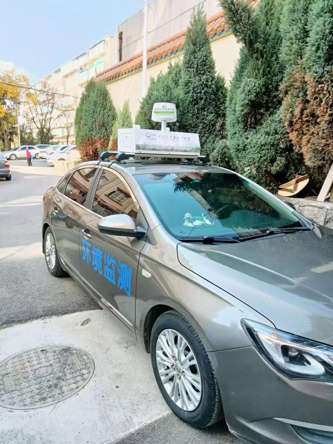 行走于多个项目点的走航版恶臭自动监测设备，车辆移动轨迹绘制