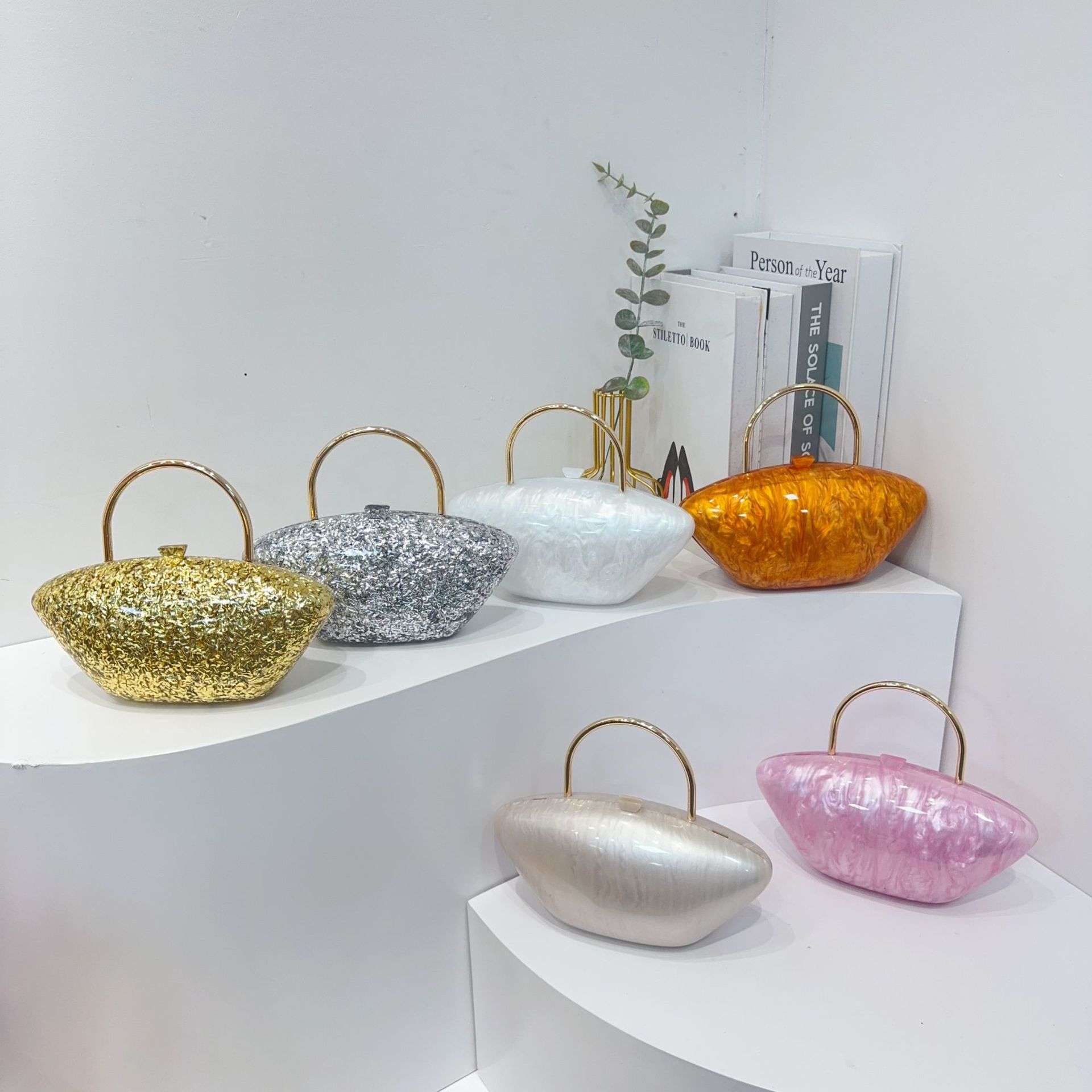 Nuevas bolsas de damas transfronterizas acrílicas bolsas de cena de hombro único inclinado partido de lujo ligero cadena conchas de mano bolsa de cena