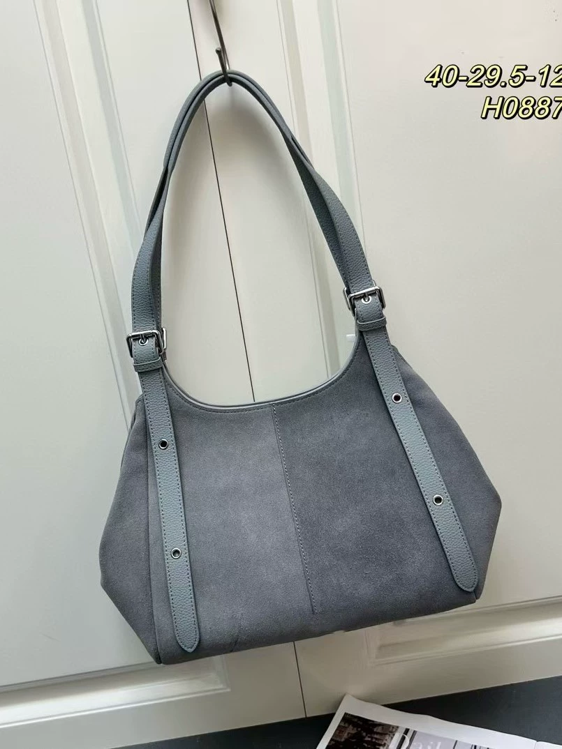 Capacious matte shoulder bag, retro universal one-shoulder bag