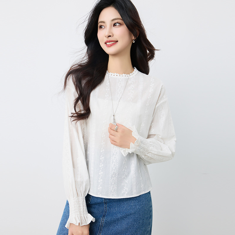 [Ben Chu] French Embroidered Lace Shirt Women's Spring and Summer Western Style Age-reducing Joker Long Sleeve Round Neck Crocheted Top
