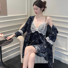 2025年新款水墨画两件套秋冬季金丝绒睡衣女带胸垫性感睡袍女批发