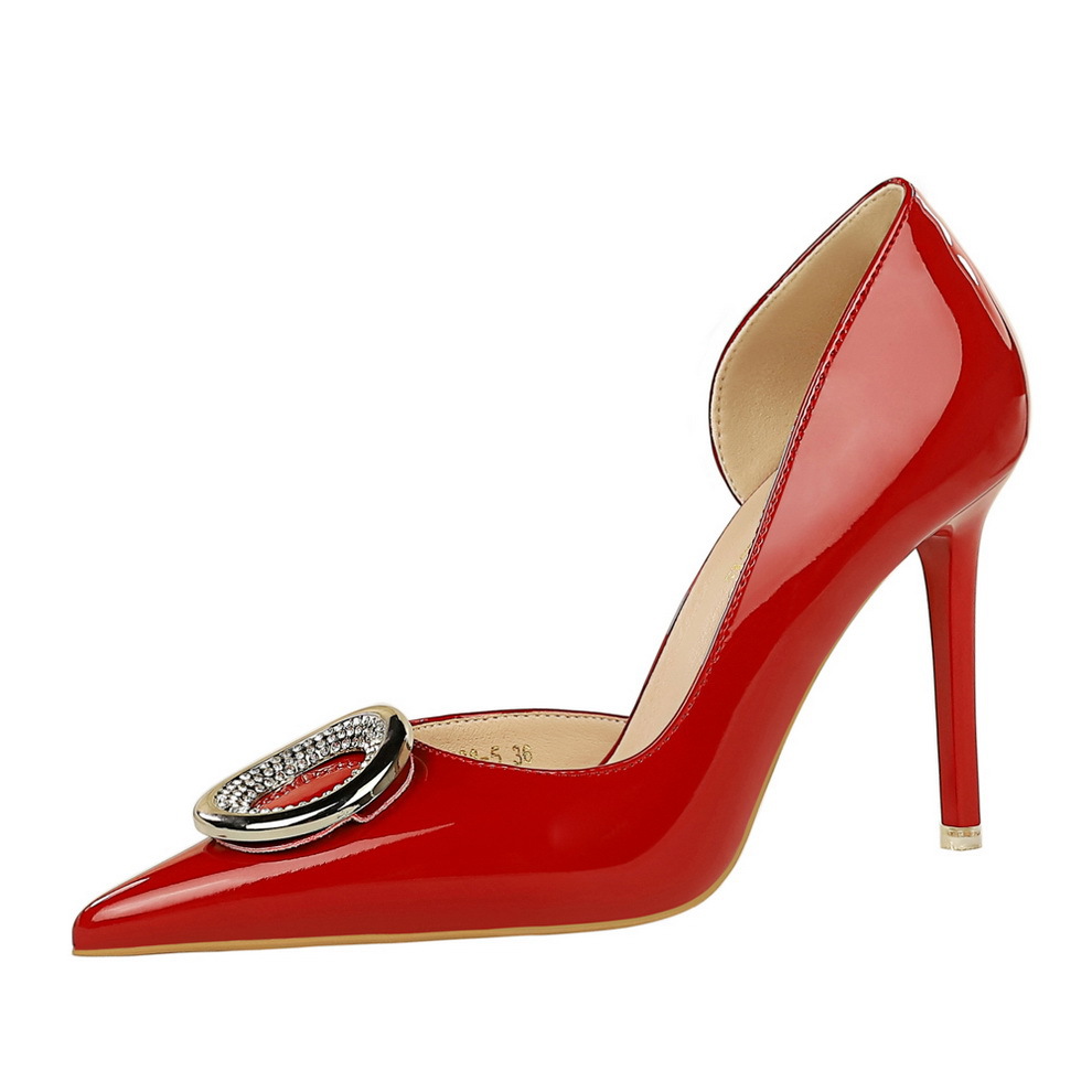 Sexy Stiletto Pumps Für Damen Aus Glänzendem Lackleder_voghion.com