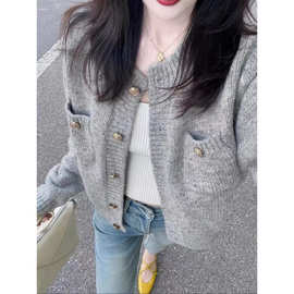 NUNBAI早春新款软糯灰色小香风针织毛衣开衫外套女装宽松慵懒风上