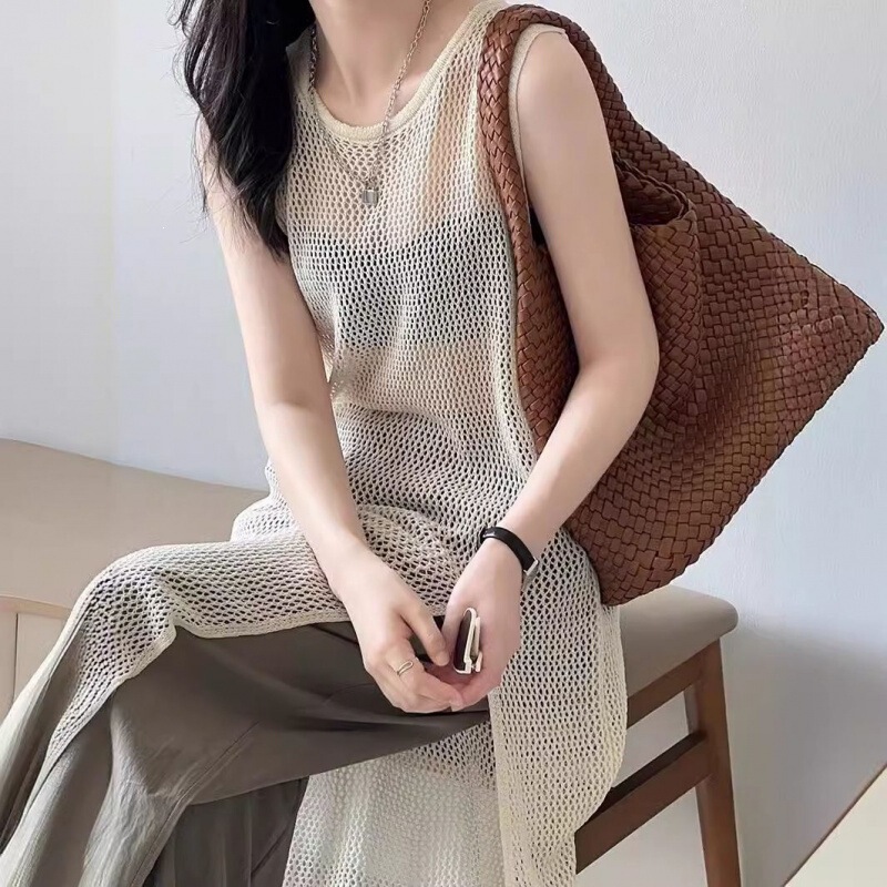 French-style hollow-out slit knit cover-up dress for women, new summer model, round-neck, petite, sleeveless tank top long dress French-style hollow-out slit knit cover-up dress for women, new summer model, round-neck, petite, sleeveless tank top long dress