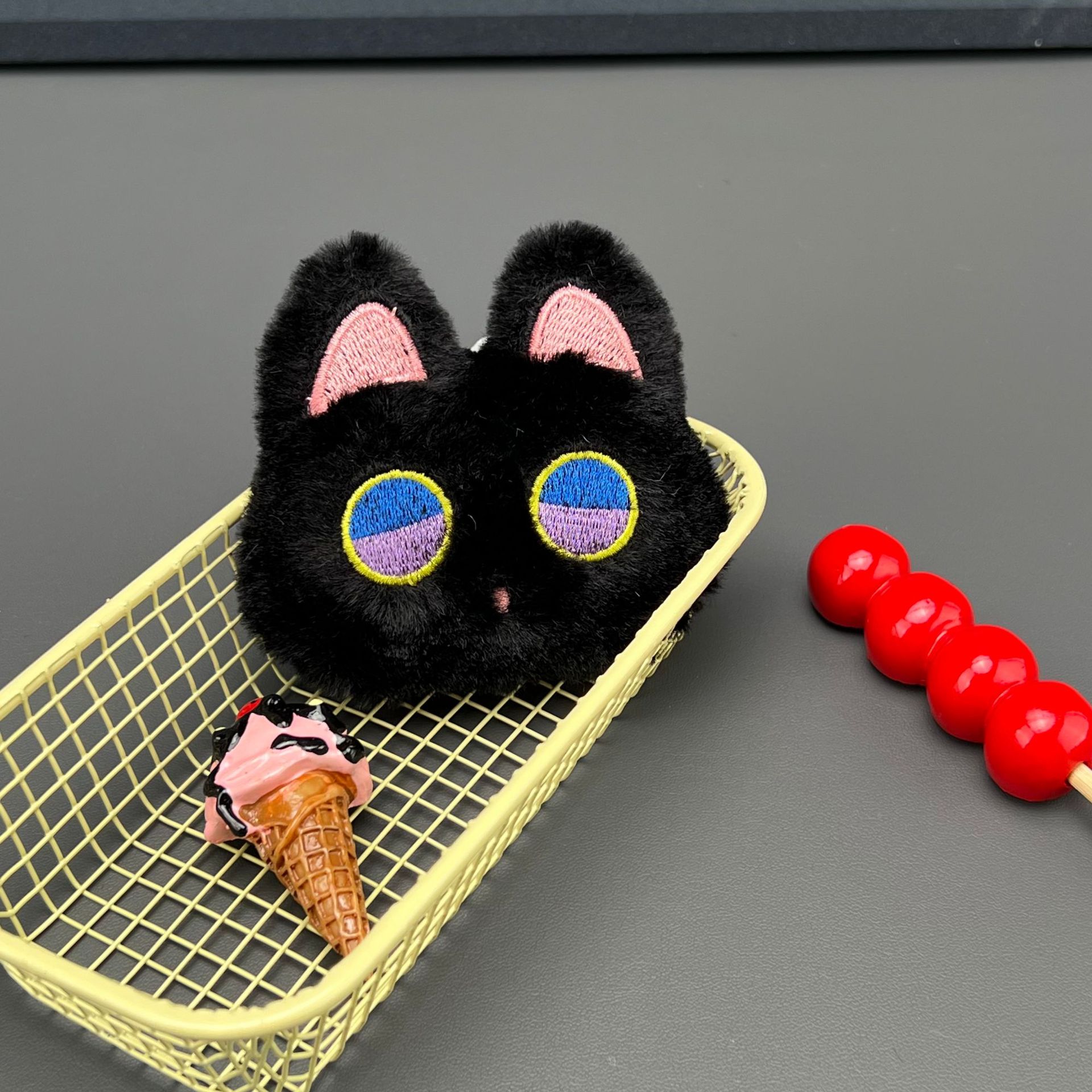 검은 고양이 머리