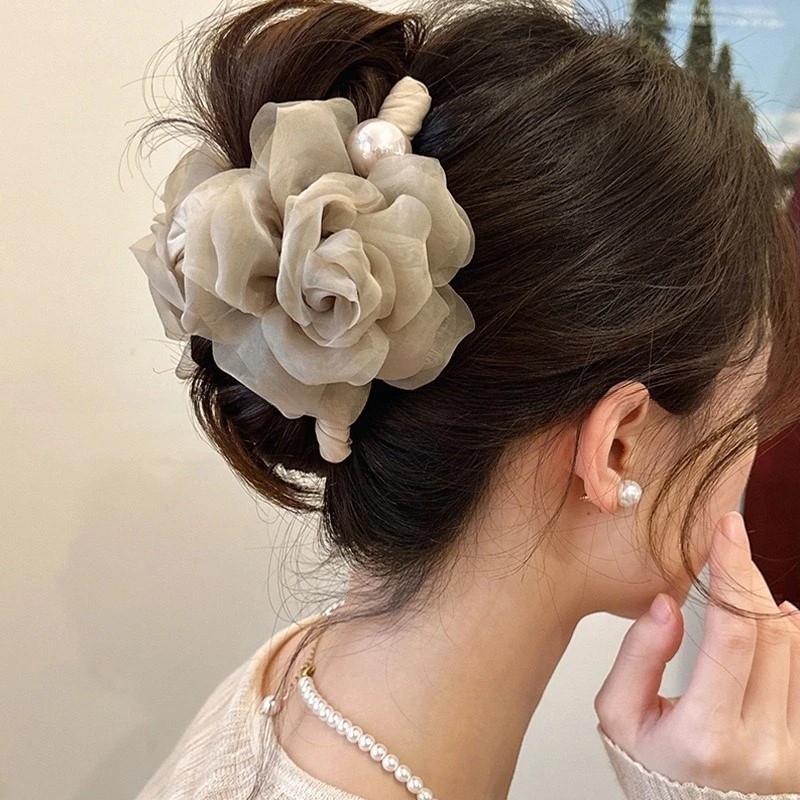 4744【Coffee】Rose Pearl Clip