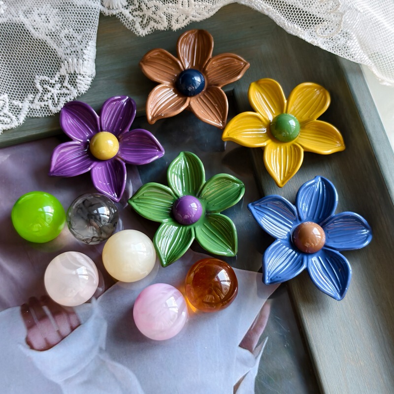 Vintage Cherry Blossom Plumeria Color-Blocking Resin High-Waist Beads DIY Clog Shoe Charms Hair Clip Hair Accessory Parts Vintage Cherry Blossom Plumeria Color-Blocking Resin High-Waist Beads DIY Clog Shoe Charms Hair Clip Hair Accessory Parts