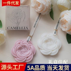 椿の香りのアロマワックスシート 教師の日ギフト 寝室用芳香剤 固形フラワーフレグランスシート クローゼット用吊り下げ飾り