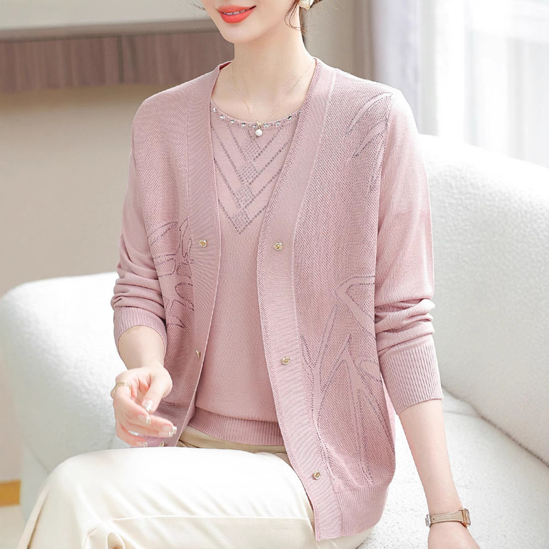 Mom's Spring Knit Two-Piece Set, Stylish Cardigan Jacket, Thin Short-Sleeve T-Shirt Set for Middle-Aged and Elderly Women Mom's Spring Knit Two-Piece Set, Stylish Cardigan Jacket, Thin Short-Sleeve T-Shirt Set for Middle-Aged and Elderly Women